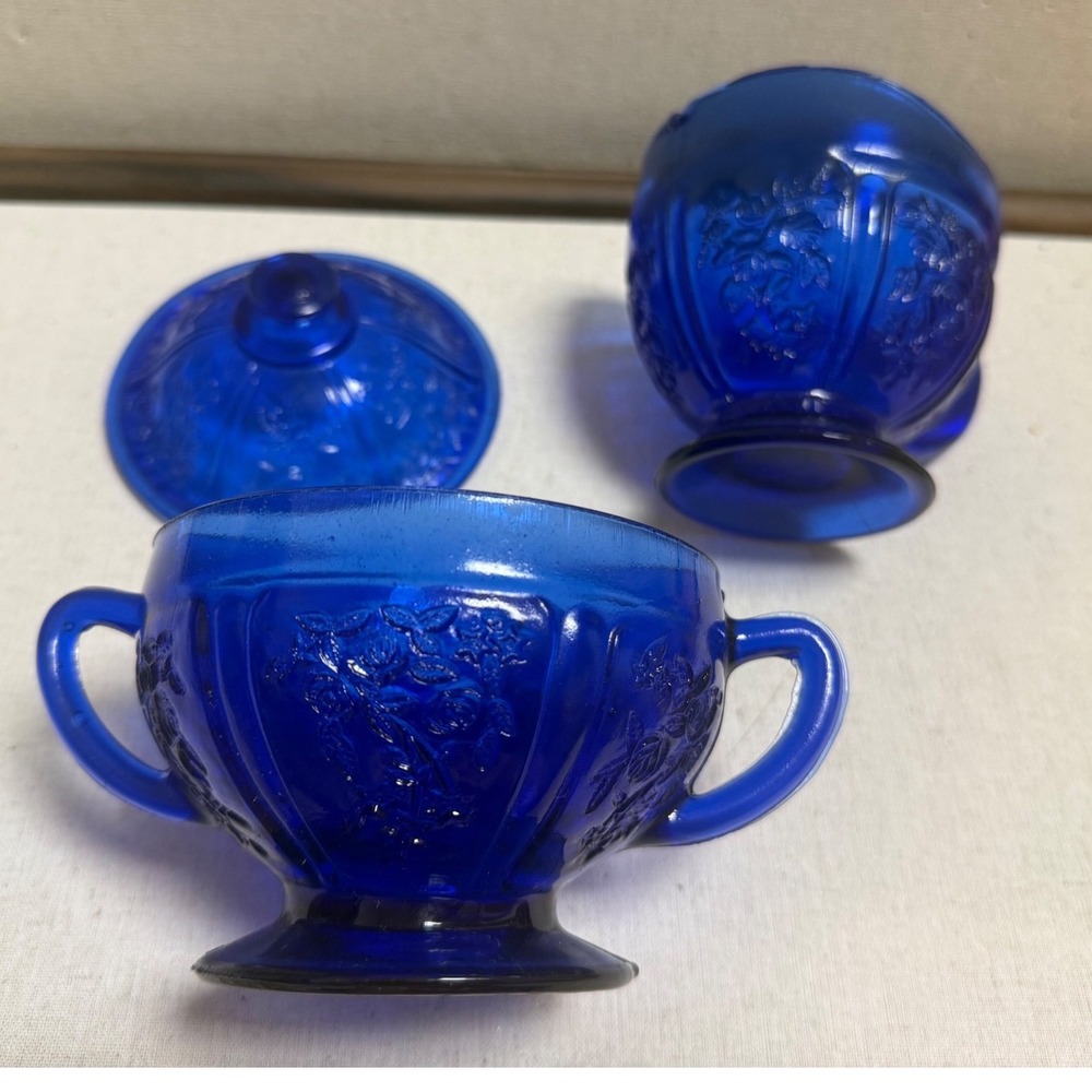 HAZEL ATLAS BLUE RARE cream AND sugar bowl with lid set!